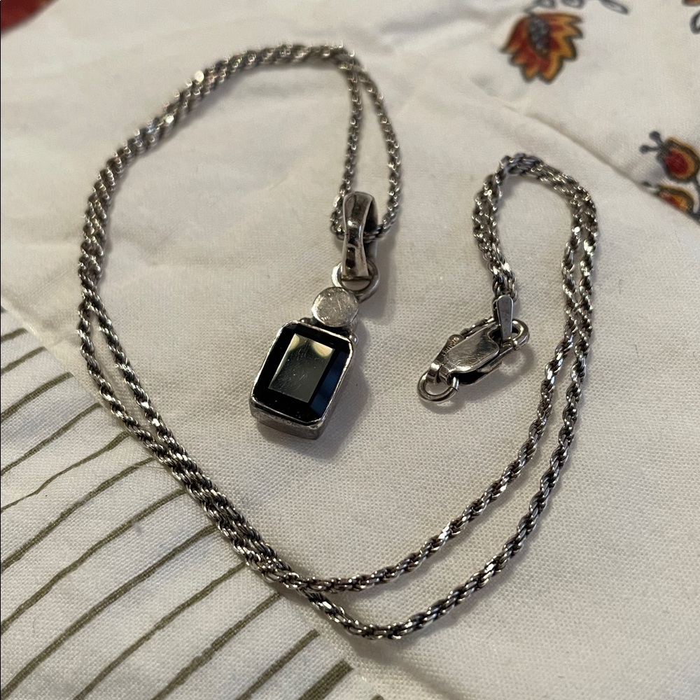 Silpada 925 branded Black Onyx Pendant on a twisted 925 branded 18” silver chain